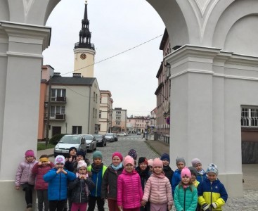 'Kotki' na zdjęciu grupowym. - powiększ